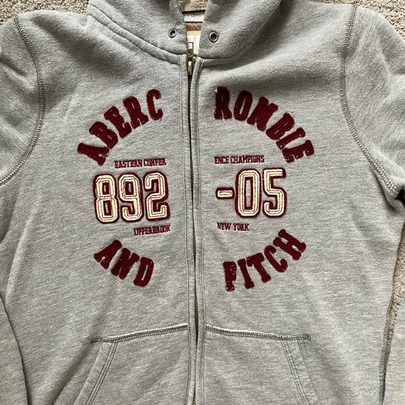 Abercrombie Hooded Sweatshirt - Picture 3 of 4